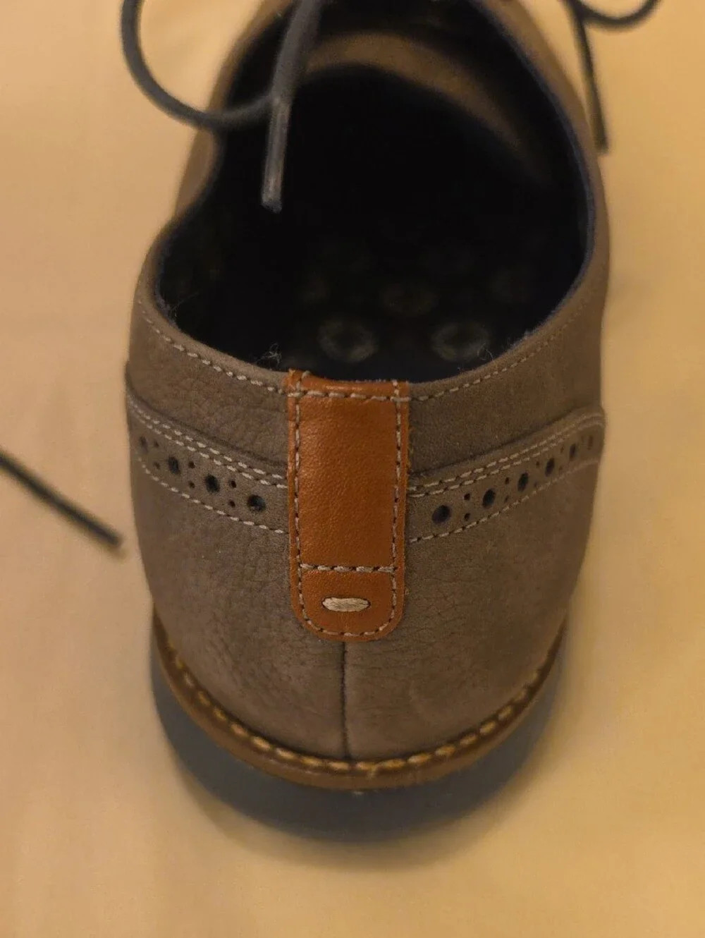 Johnston & Murphy Charcoal Gray Lace-Up Derby Shoes